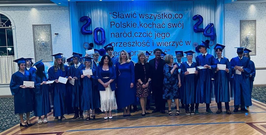Sienkiewicz 8th Grade Graduates