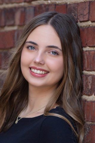 Daniela Gal Scholarship Recipient Headshot