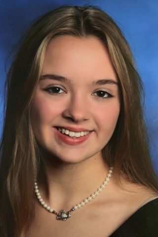 Jessica Saunders Scholarship Recipient Headshot